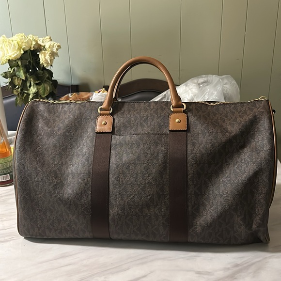 MK duffle bag - Picture 5 of 6